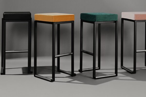 FF_KUBO_BARCHAIR_01